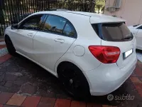 Usata Mercedes A180 109 CV (80 kW) 2015 Bianco Berlina