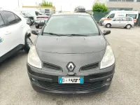Usata Renault Clio II 75 CV (55 kW) 2008 Nero Berlina