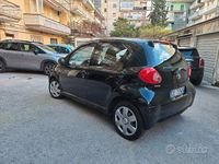 Usata Toyota Aygo 67 CV (49 kW) 2006 Utilitaria