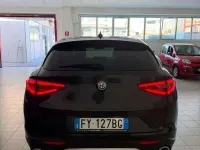 Usata Alfa Romeo Stelvio Super 209 CV (153 kW) 2019 Nero SUV