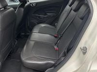 Usata Ford Ecosport Titanium 111 CV (81 kW) 2015 Bianco SUV