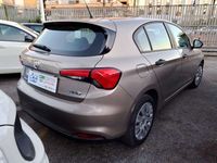 Usata Fiat Tipo Easy 95 CV (69 kW) 2017 Oro metallizzato Berlina
