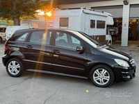 Usata Mercedes B180 Premium 108 CV (79 kW) 2012 Nero Monovolume