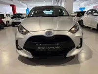 Usata Toyota Yaris Active 72 CV (52 kW) 2021 Silver met Utilitaria