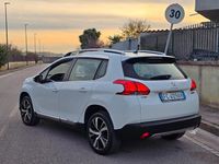 Usata Peugeot 2008 Allure 120 CV (88 kW) 2017 Bianco SUV