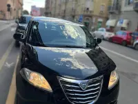Usata Lancia Ypsilon 69 CV (50 kW) 2013 Bluazzurro Utilitaria