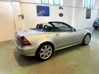 Usata Mercedes SLK320 218 CV (160 kW) 2004 Argento Cabrio