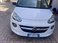 Usata Opel Adam Glam 87 CV (63 kW) 2017 Utilitaria