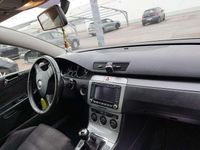 Usata VW Passat Highline 140 CV (102 kW) 2006 Grigio Station wagon