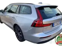 Usata Volvo V60 Business Edition 150 CV (110 kW) 2018 Grigio Station wagon