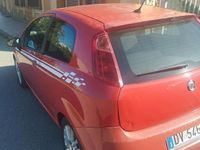 Usata Fiat Grande Punto 75 CV (55 kW) 2008 Rosso Utilitaria