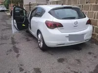 Usata Opel Astra Cosmo 115 CV (84 kW) 2010 Bianco Berlina