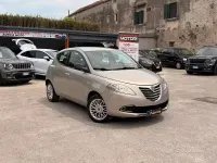Usata Lancia Ypsilon Gold 69 CV (50 kW) 2014 Marrone Utilitaria