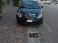 Usata Lancia Ypsilon Platinum 75 CV (55 kW) 2011 Nero Utilitaria