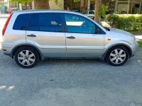 Usata Ford Fusion 68 CV (50 kW) 2005 Utilitaria