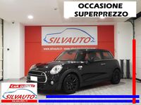 Begagnad Mini Cooper SD Hype 170 HK (125 kW) 2016 Svart Halvkombi