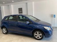 Usata Mercedes B180 Executive 116 CV (85 kW) 2011 Blu/azzurro Monovolume