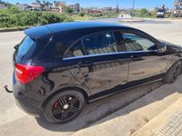 Usata Mercedes A180 109 CV (80 kW) 2014 Nero Utilitaria