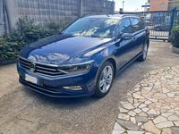 Usata VW Passat Business 120 CV (88 kW) 2019 Blu/azzurro Station wagon