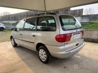 Usata Seat Alhambra SE 90 CV (66 kW) 1999 Grigio Monovolume