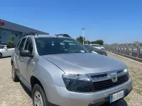 Usata Dacia Duster Lauréate 90 CV (66 kW) 2012 Grigio SUV
