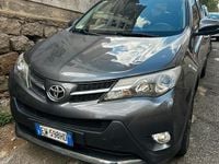 Usata Toyota RAV4 128 CV (94 kW) 2014 Nero Berlina