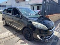 Usata Renault Scénic III 110 CV (80 kW) 2012 Nero Monovolume