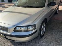 Usata Volvo V70 163 CV (119 kW) 2003 Argento Station wagon