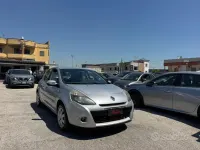 Usata Renault Clio II Dynamique 75 CV (55 kW) 2010 Grigio Berlina
