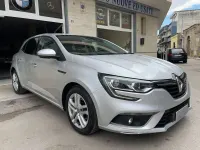 Usata Renault Mégane Business 116 CV (85 kW) 2019 Grigio argento met. Berlina