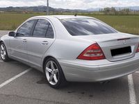 Usata Mercedes C180 Elegance 129 CV (94 kW) 2002 Argento Berlina