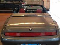 Usata Alfa Romeo Spider 128 CV (94 kW) 1998 Grigio Cabrio