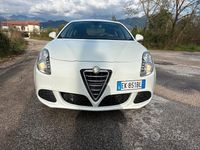 Usata Alfa Romeo Giulietta Exclusive 105 CV (77 kW) 2011 Bianco Utilitaria
