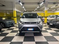 Usata Mahindra KUV100 83 CV (61 kW) 2019 Gray SUV