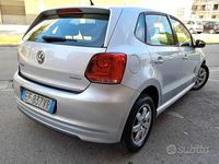 Usata VW Polo 75 CV (55 kW) 2011 Grigio Berlina