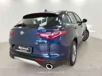 Usata Alfa Romeo Stelvio Executive 210 CV (154 kW) 2018 Blu SUV