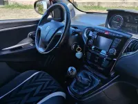 Usata Lancia Ypsilon Gold 95 CV (69 kW) 2018 Nero Utilitaria