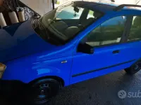 Usata Fiat Panda 69 CV (50 kW) 2005 Bluazzurro Utilitaria