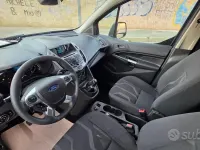 Usata Ford Tourneo 120 CV (88 kW) 2016 Bluazzurro Monovolume