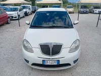 Usata Lancia Ypsilon 77 CV (56 kW) 2009 Bianco Utilitaria