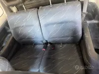 Usata Suzuki Jimny 65 CV (47 kW) 2004 Verde SUV