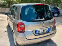 Usata Renault Modus Night&Day 75 CV (55 kW) 2011 Giallo Monovolume