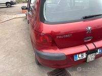 Usata Peugeot 307 68 CV (50 kW) 2002 Rosso Berlina