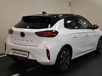 Usata Opel Corsa GS Line 101 CV (74 kW) 2024 Bianco