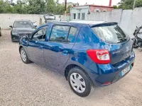 Usata Dacia Sandero 90 CV (66 kW) 2016 Blu Berlina