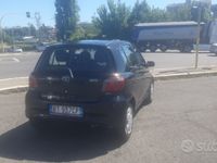 Usata Toyota Yaris 68 CV (50 kW) 2001 Nero Utilitaria