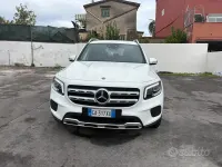 Käytetty Mercedes GLB200 150 HP (110 kW) 2020 Valkoinen Katumaasturi