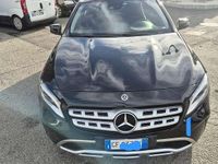 Usata Mercedes GLA180 122 CV (89 kW) 2019 Nero SUV
