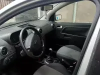 Usata Ford Fusion 90 CV (66 kW) 2005 Utilitaria