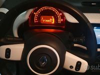 Usata Renault Twingo Equilibre 65 CV (47 kW) 2023 Blu/azzurro Utilitaria